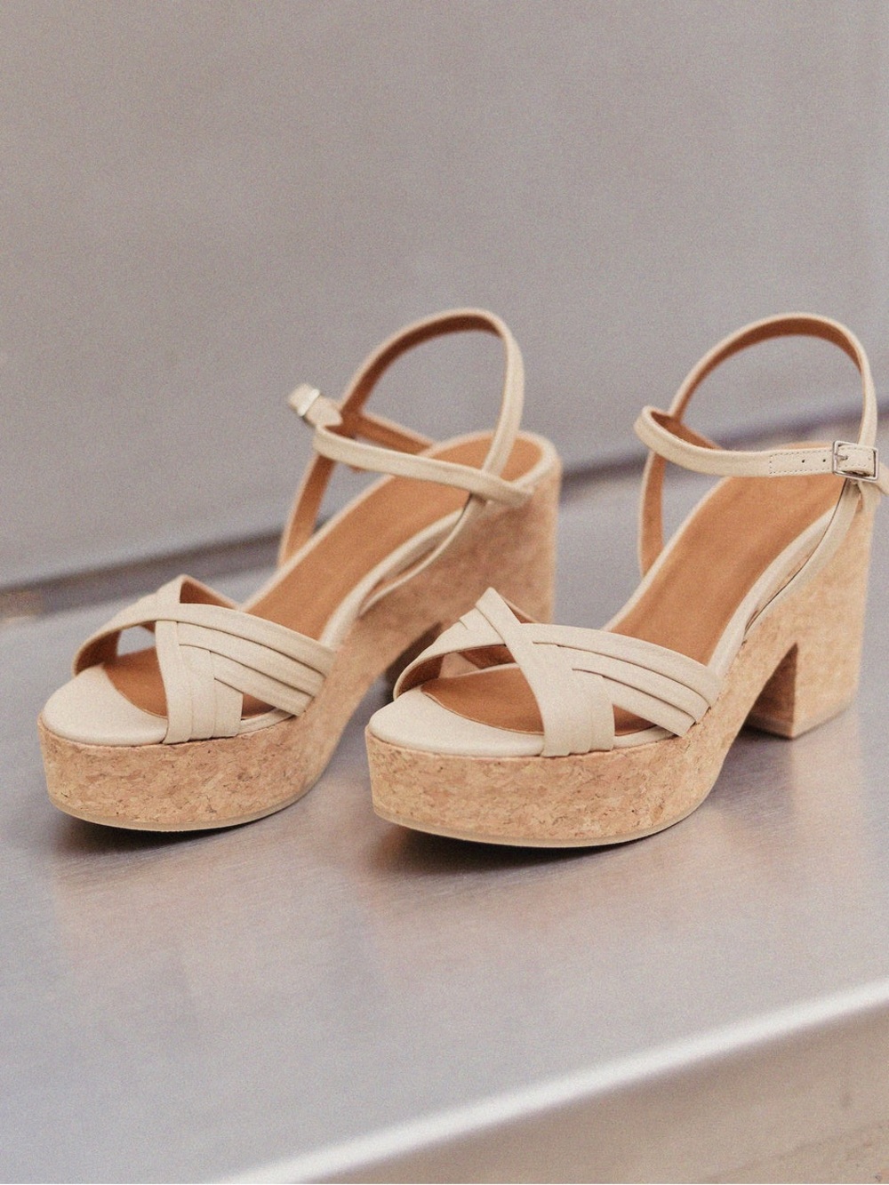 Coclico Bee Cork Wedge Platform Sandal Latte Macchiato Leather EU 38 US 7.5 8